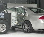 2010 Buick Lucerne IIHS Side Impact Crash Test Picture